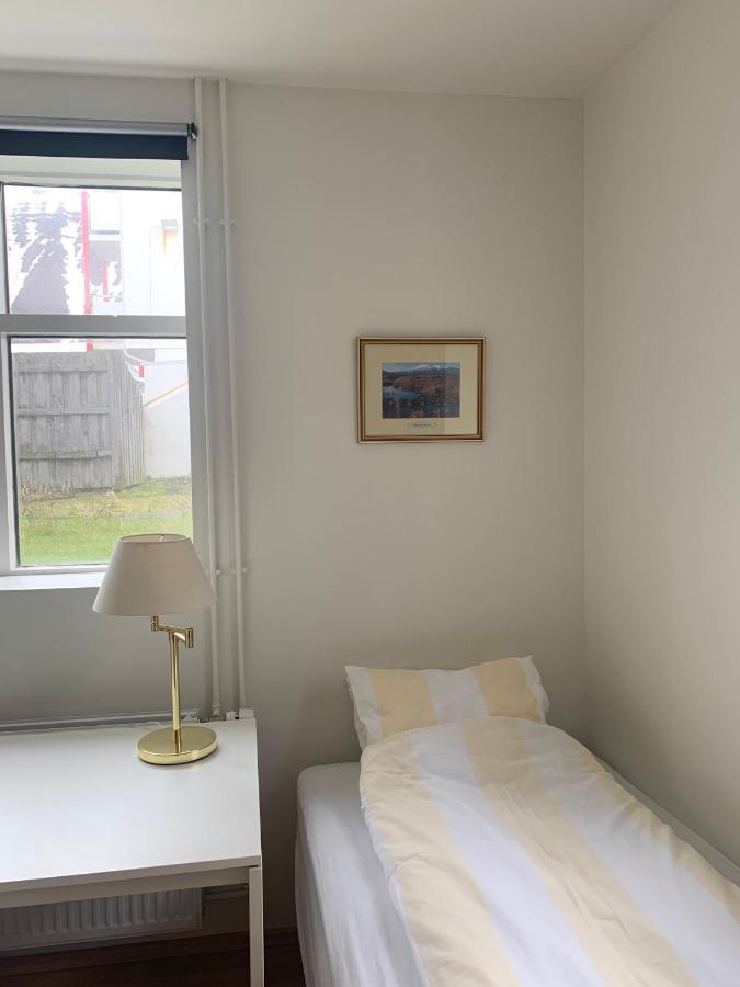 Managisting Guesthouse Исафьордур Экстерьер фото