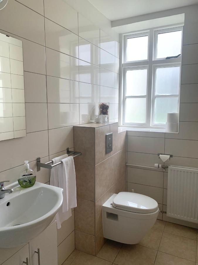 Managisting Guesthouse Исафьордур Экстерьер фото
