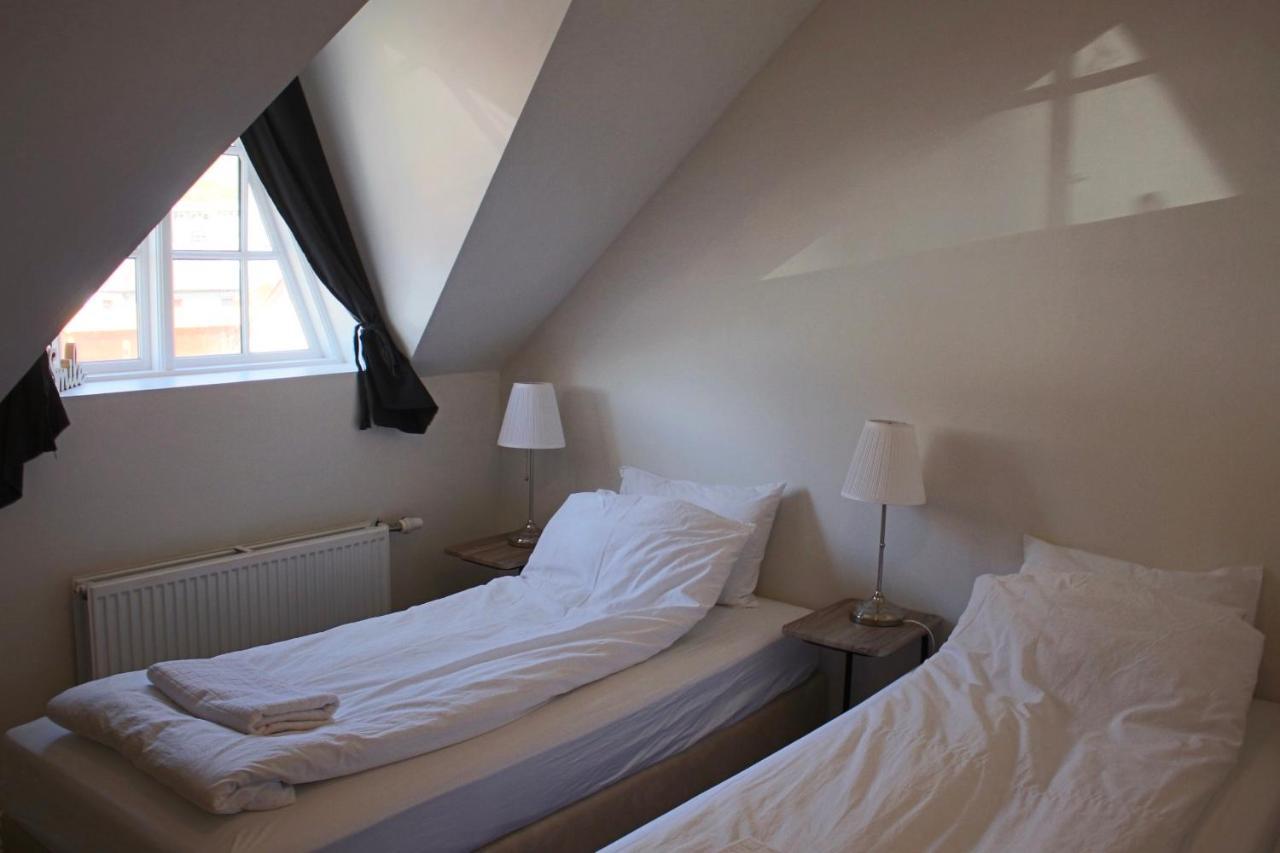 Managisting Guesthouse Исафьордур Экстерьер фото